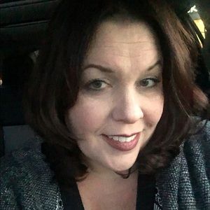 Meet your Posher, Rhea